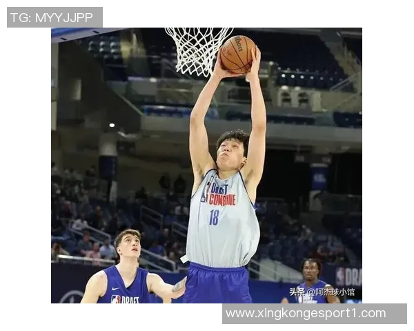 瀚森凌晨仅睡三小时赶飞机体能影响显著感受明显 瀚森凌晨仅睡三小时赶飞机体能影响显著感受明显