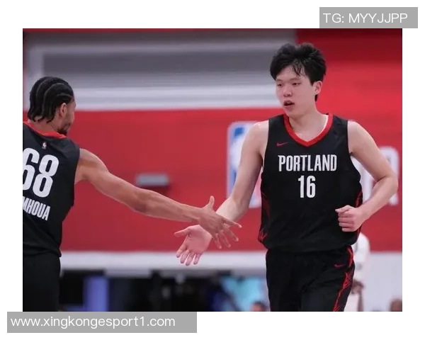 阿夫迪亚助攻杨瀚森三分球精彩瞬间展现默契配合与华丽传球技巧