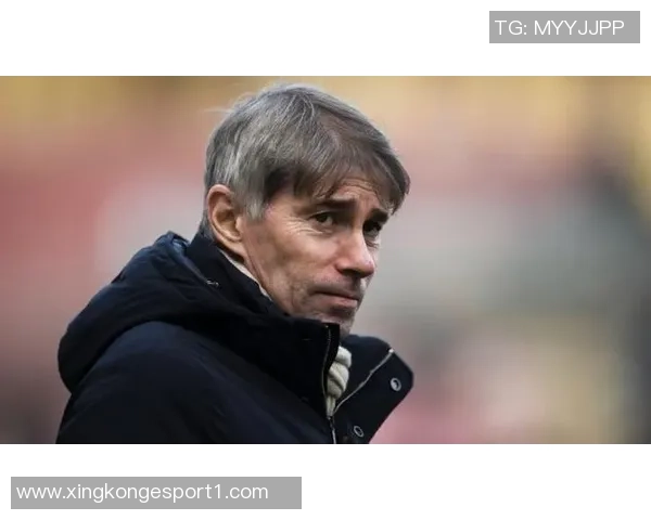 罗马冬窗引援瞄准齐尔克泽曼联拒绝单纯租借方案