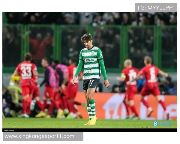 拜仁密切关注葡萄牙体育边锋特林康解约金高达6000万欧元 拜仁密切关注葡萄牙体育边锋特林康解约金高达6000万欧元