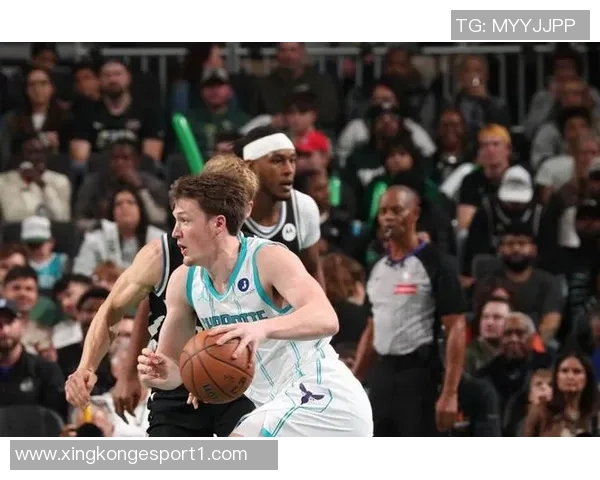 追梦评价克尼佩尔投篮潜力巨大但防守和竞争力尚需提升 追梦评价克尼佩尔投篮潜力巨大但防守和竞争力尚需提升