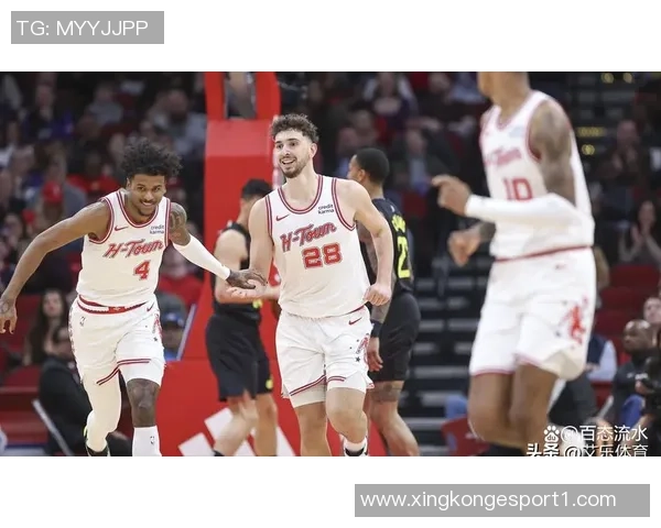 斯波表示揭幕战首发阵容尚在考虑中仍有充足时间做出决策