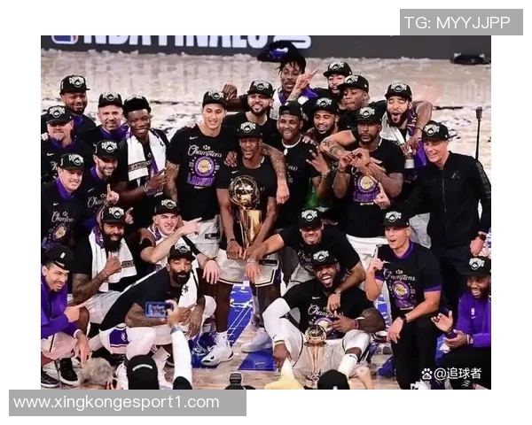 快船需借鉴2020湖人夺冠经验老将的重要性与团队配合策略